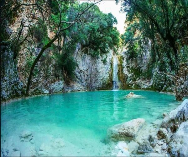 kefalonia-waterfalls